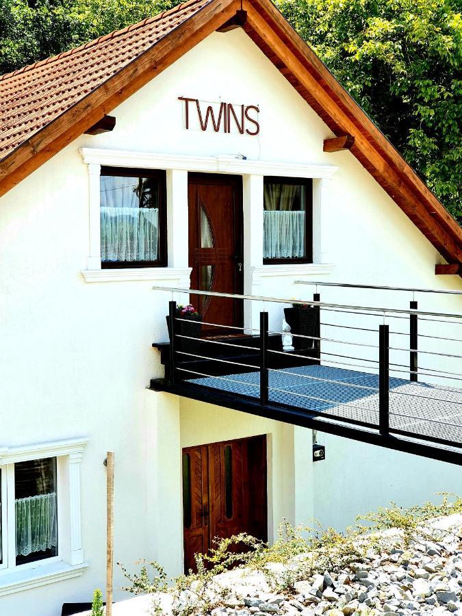 Twins Apartments Szováta Kültér fotó